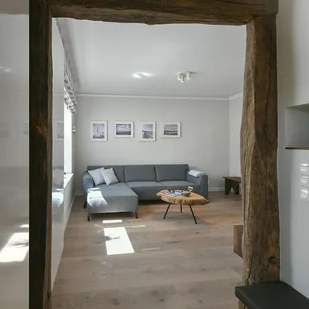 Alte Feuerwache 7 * 방어로게